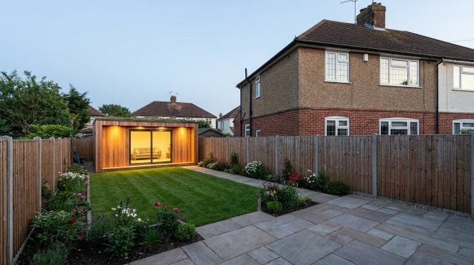 Garden rooms in Northwood